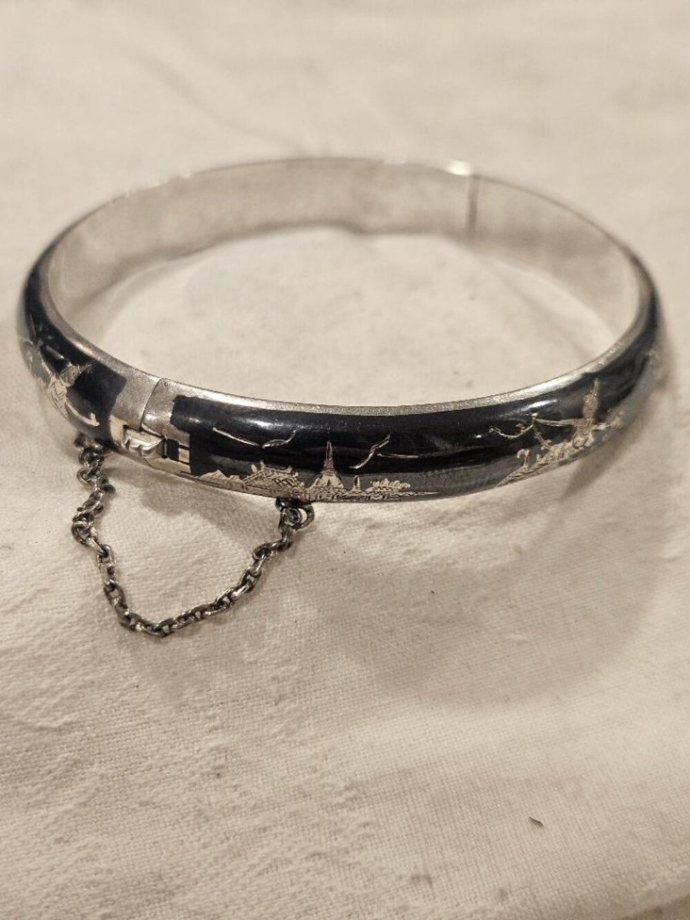 VINTAGE 1950s Siam Sterling Silver Niello Enamel 4 Scene Bangle 18.2g